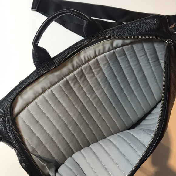 Banana Republic leather briefcase - Picture 16 of 17